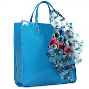Сумка женская Gilda Tonelli 6705 vernice celeste Купить итальянскую синюю небольшую женскую сумку из натуральной кожи на коротких ручках с доставкой по Москве и всей России в интернет-магазине модных сумок