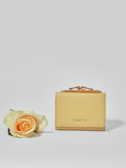 Купить итальянский маленький желтый женский кошелёк из натуральной кожи с доставкой по Москве и всей России в интернет-магазине модных женских сумок и аксессуаров